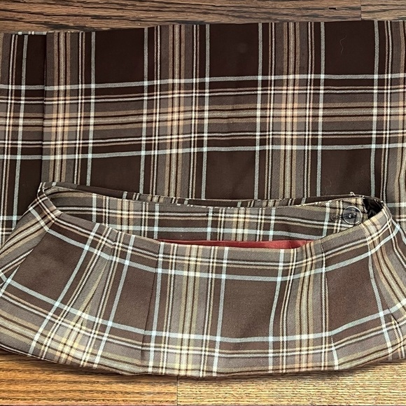 Charter Club Plaid Wrap Skirt Lined Brown Size 14P - Picture 6 of 10
